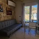 Tatil Evi Casa Sinzias Con Piscina 9 Posti Letto Castiadas
