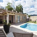 Casa Sinzias Con Piscina 9 Posti Letto Tatil Evi Castiadas