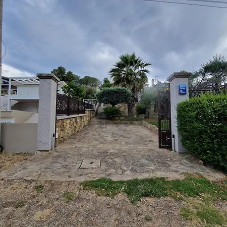 Casa Sinzias Con Piscina 9 Posti Letto