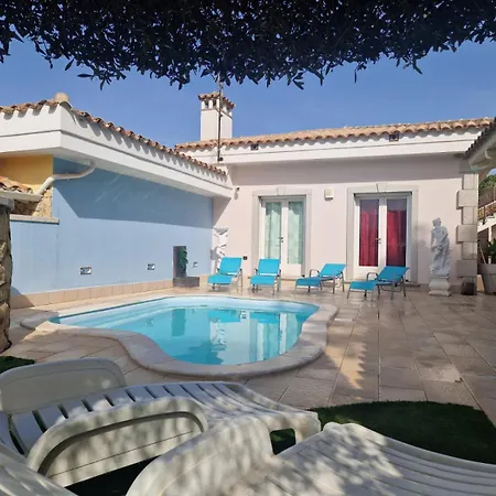 Casa de Férias Casa Sinzias Con Piscina 9 Posti Letto *