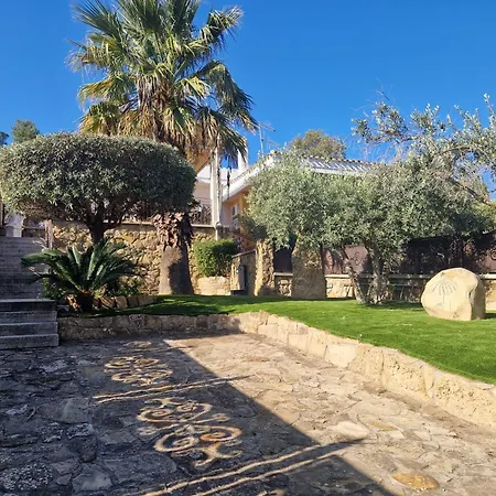 Casa Sinzias Con Piscina 9 Posti Letto Casa de Férias
