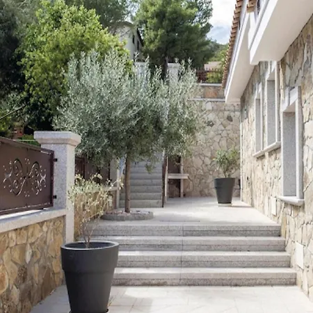 Casa Sinzias Con Piscina 9 Posti Letto Casa de Férias *
