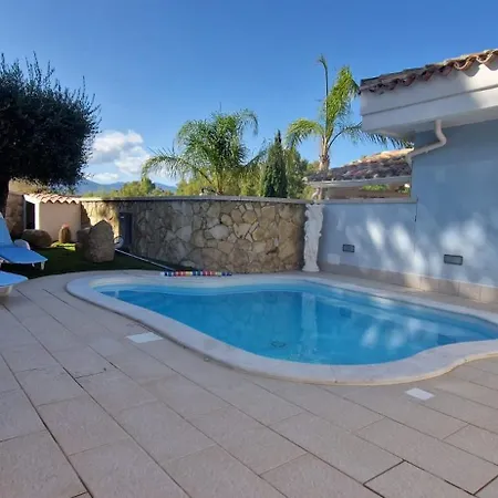 Casa Sinzias Con Piscina 9 Posti Letto *