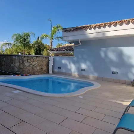 Casa Sinzias Con Piscina 9 Posti Letto Casa de Férias