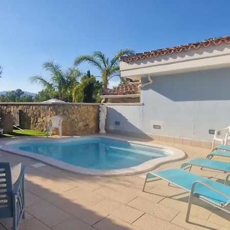 Casa Sinzias Con Piscina 9 Posti Letto *