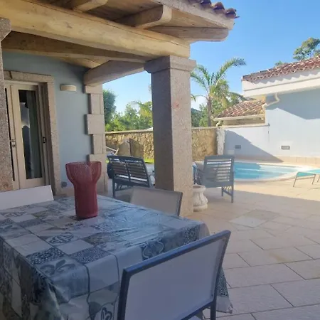 Casa Sinzias Con Piscina 9 Posti Letto